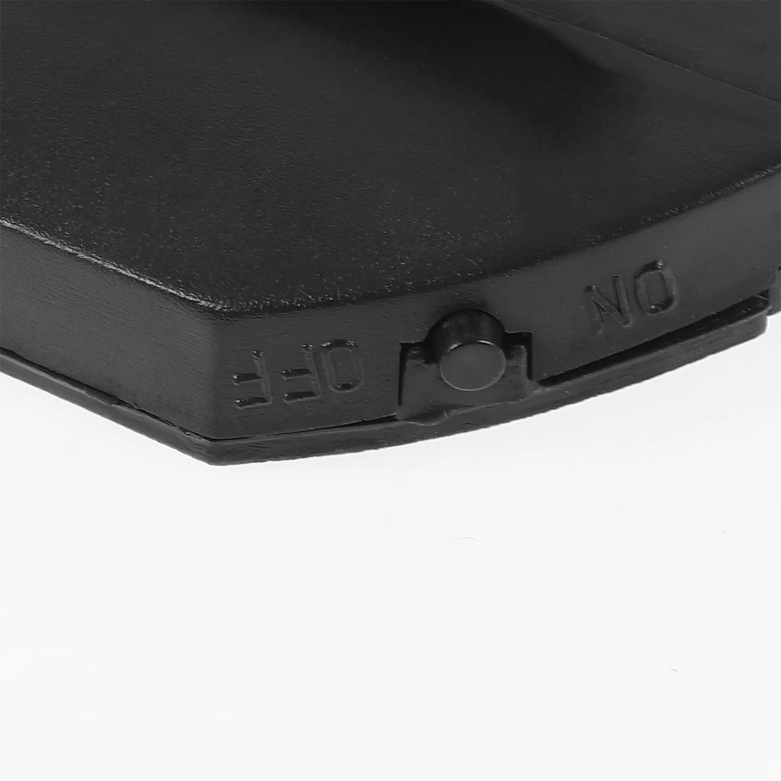 

Led Clip-On Hat Lamp Headlight For Night Cycling Camping Hiking Fishing Outdoor Activities Flashlight Torch Black