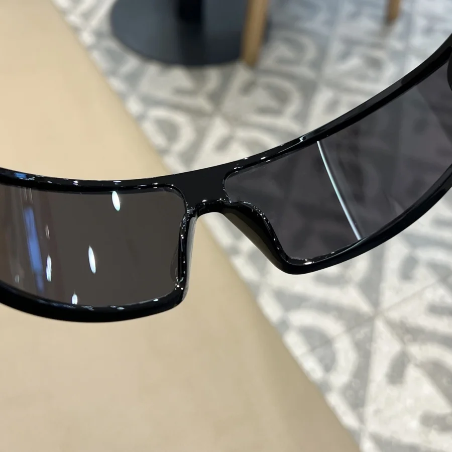 Gafas de moda para mujer, diadema futurista, dulce y fresco, estilo Y2K de gama alta, tecnología Cd negra, gafas de moda para mujer 2026