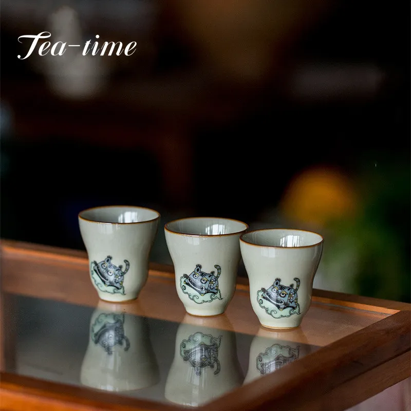 2pc/lot Honey Glaze Ceramic Tea Cup Creative Little Tiger Single Drinkware Household Gourd Cup Master Cup Kung Fu Tea Utensils