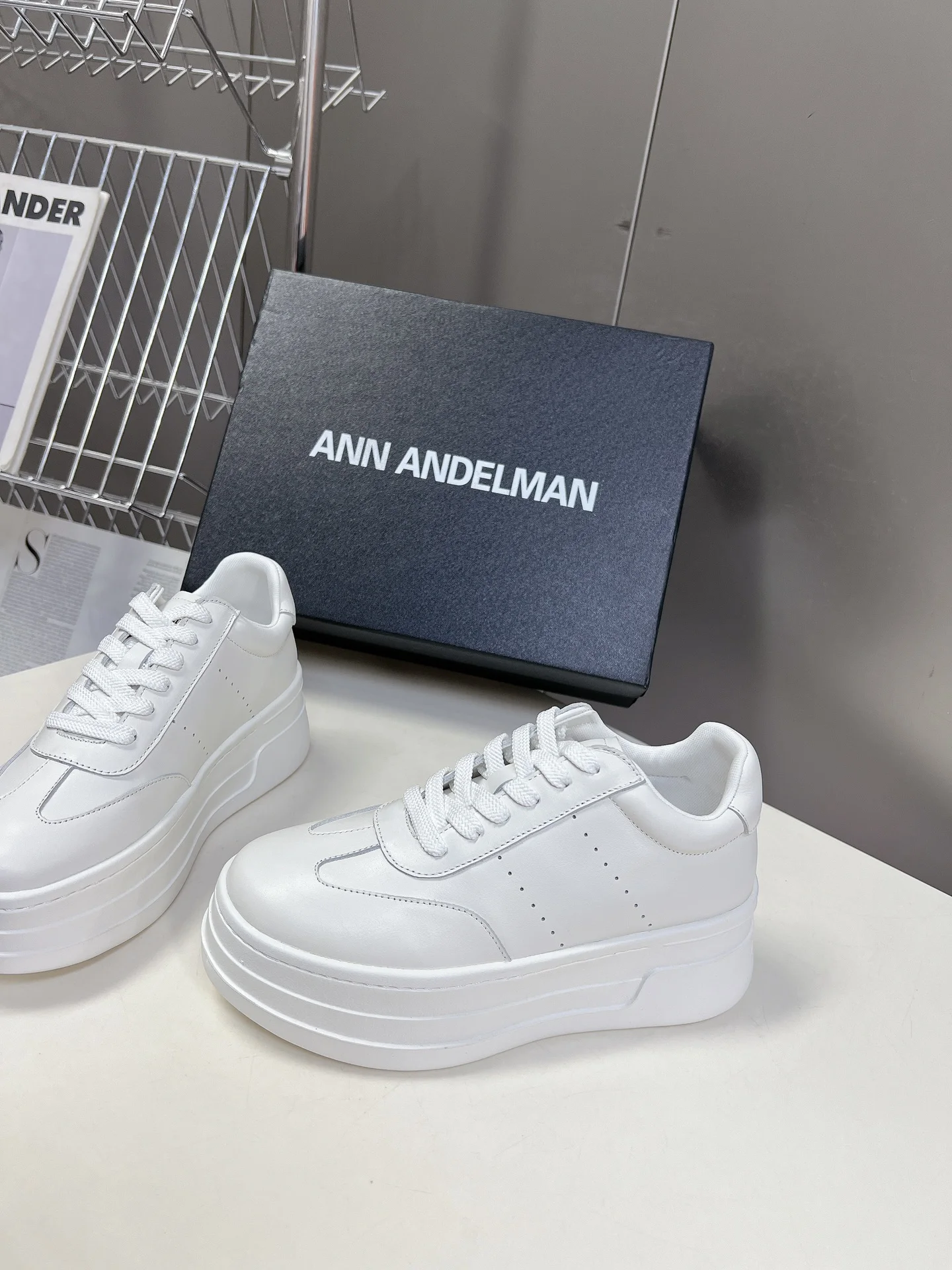 

fashion sneaker designer sneakers women Ann Andelman Platform Chunky Trainers Sporty Sole cheap fashion brand design shoes