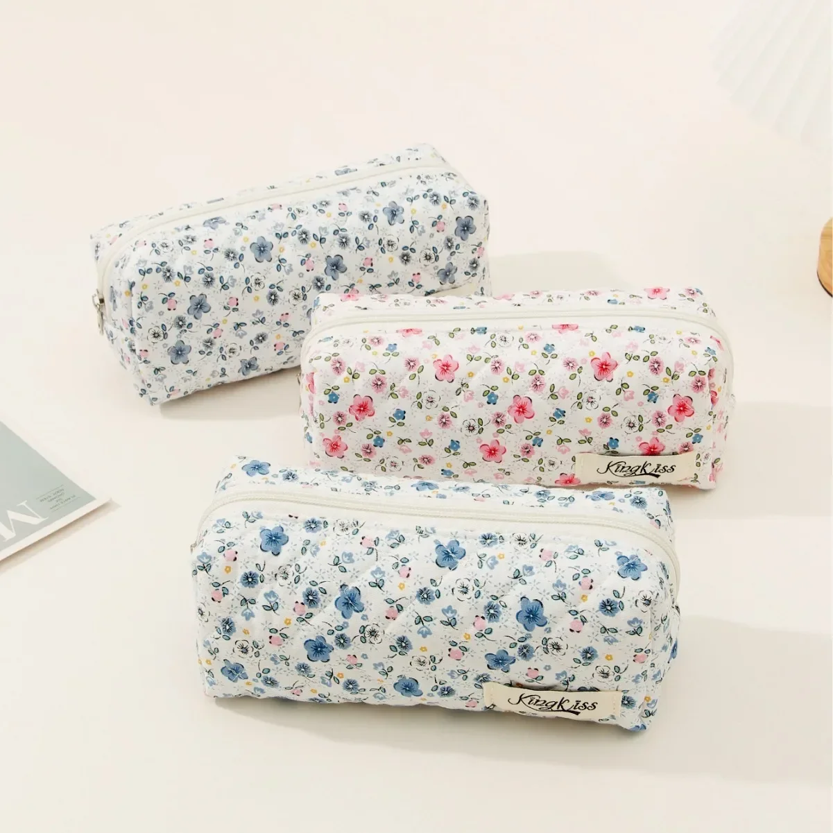 2025 New Ins Large-capacity Small Floral Pencil Bag Small Fresh Storage Portable High-value Pencil Pouch Back To School