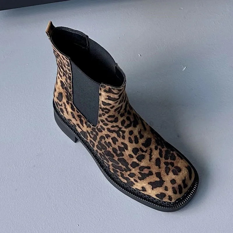 Fashion Designer donna Western Ladies Flats stivaletti scarpe Leopard print donna stivaletti scarpe Slip On calzature