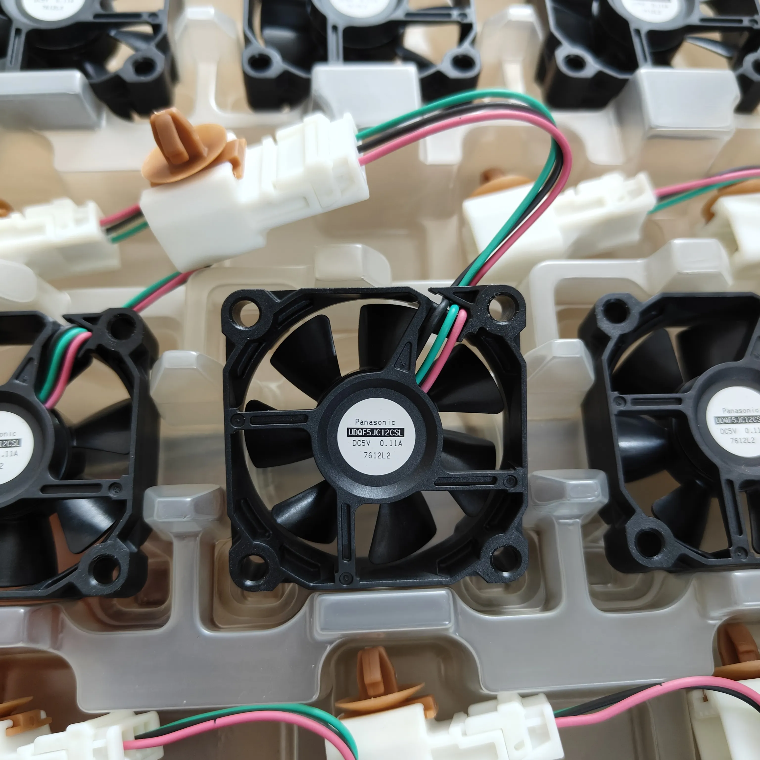 FMT.Suitable For Mazda CX4 CX30 Rongfang Toyota And Other Headlight Cooling Fans 5V