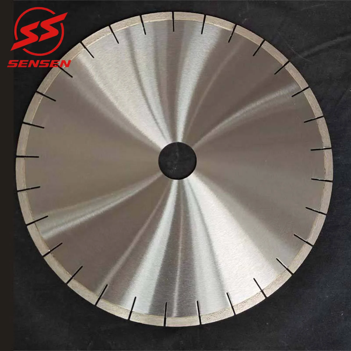

Диск алмазный SenSen Factory 400 мм (16 дюймов) для резки кварцевого камня, настраиваемый для фаски под 45 градусов