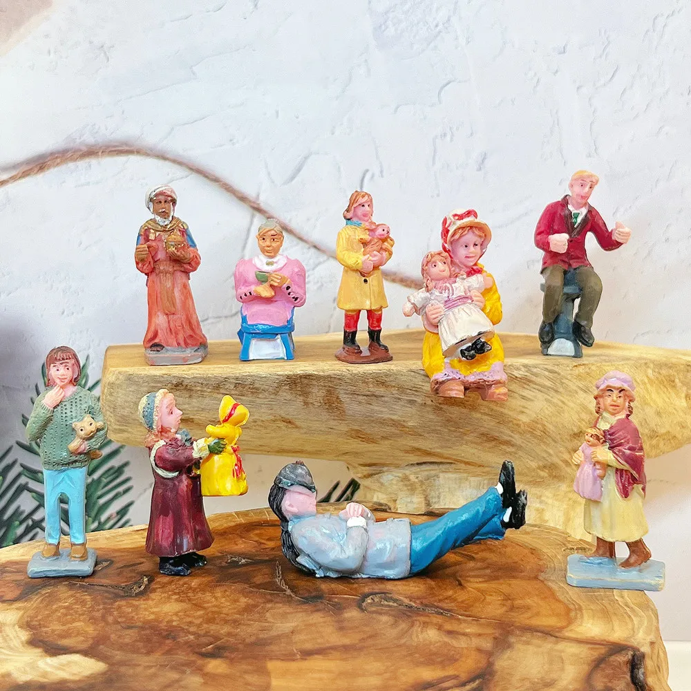 European‑Style Vintage Character Miniature Figurine Resin Fridge Magnet, Retro Town‑folk Souvenir, Home Decor & Collection