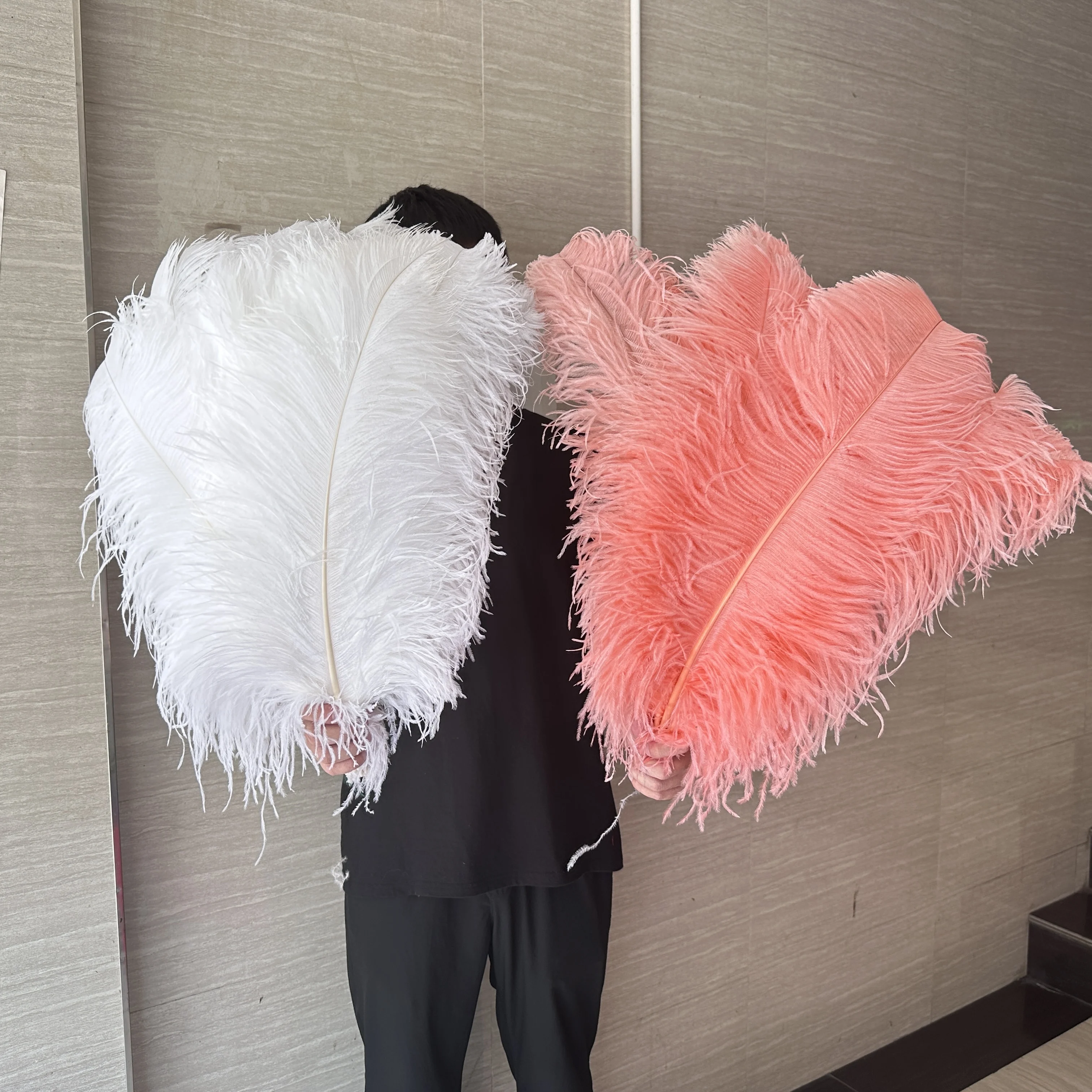 10PCS/Lot White Big Ostrich Feathers Bulk 15-65CM Long Natural Fluffy Ostrich Feathers for Wedding Centerpiece Table Decoration