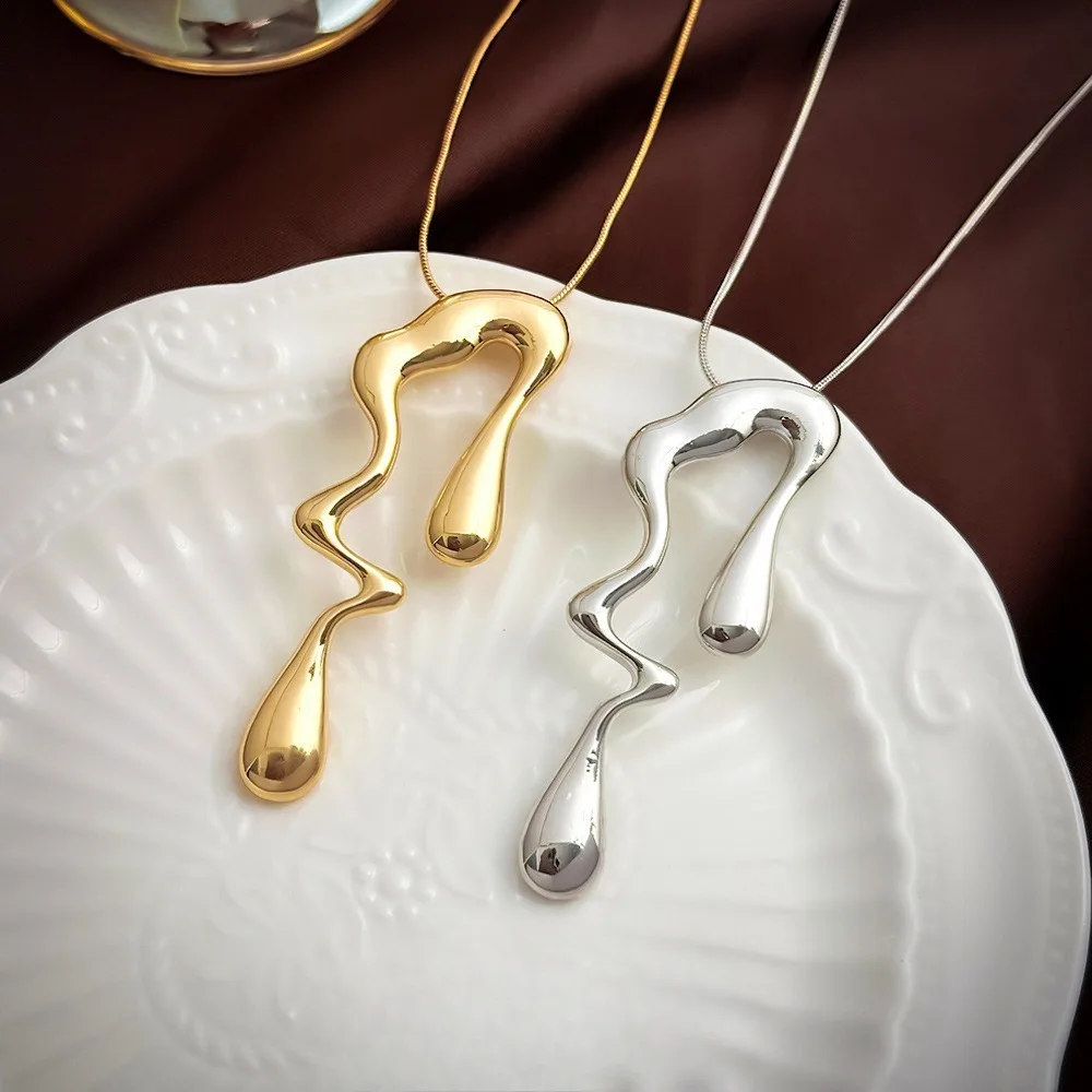 

Unique Kpop Creative Irregular Water Drop Pendant Choker Necklace Women Trend Long Chest Chain Neck Wind Hip Hop Jewelry Gift