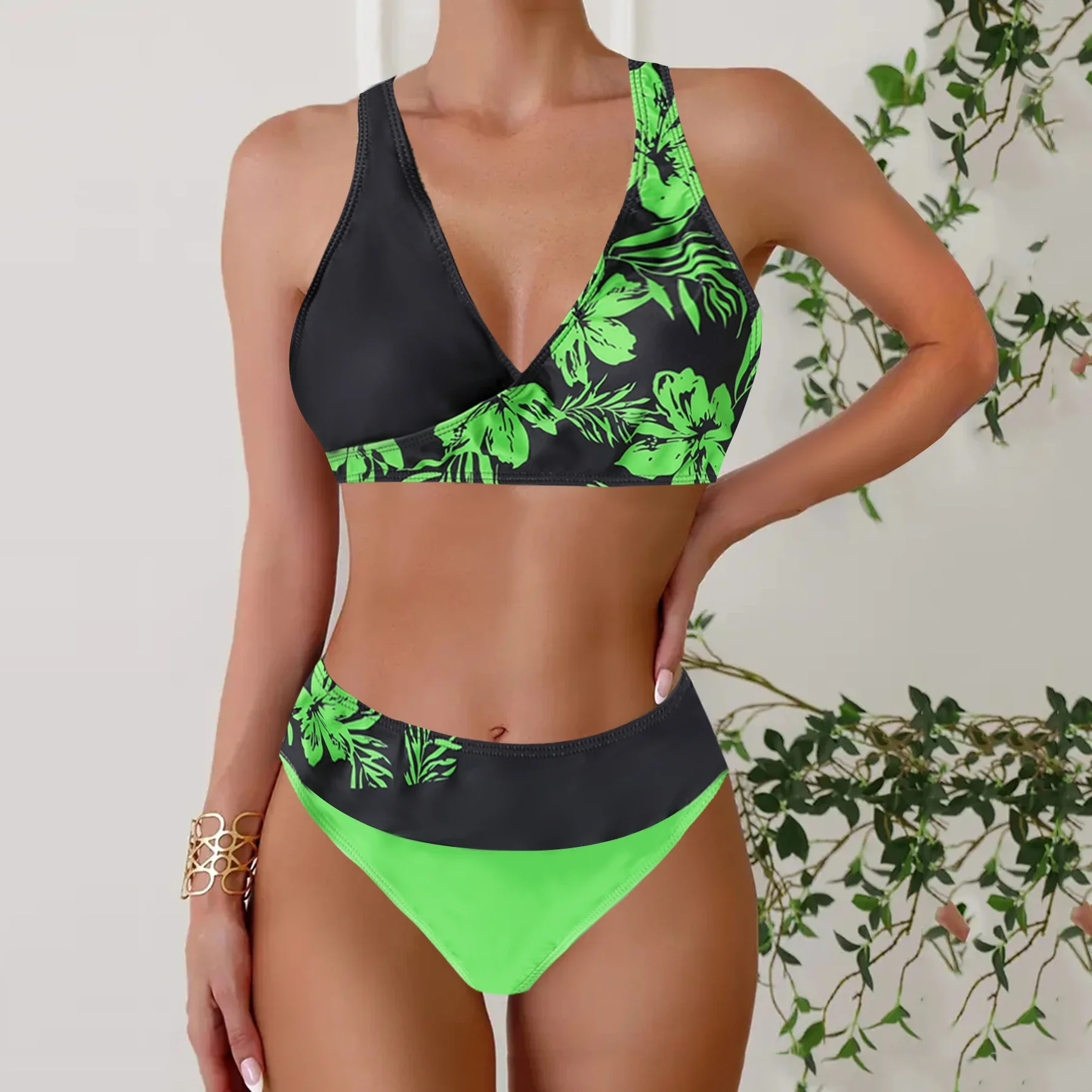 Two-piece Bikini Swimsuit for Women Summer Sexy Tankini  Patchwork Multi-Color Sexy Bikini  Vacation Swimsuit Summer Beachwear