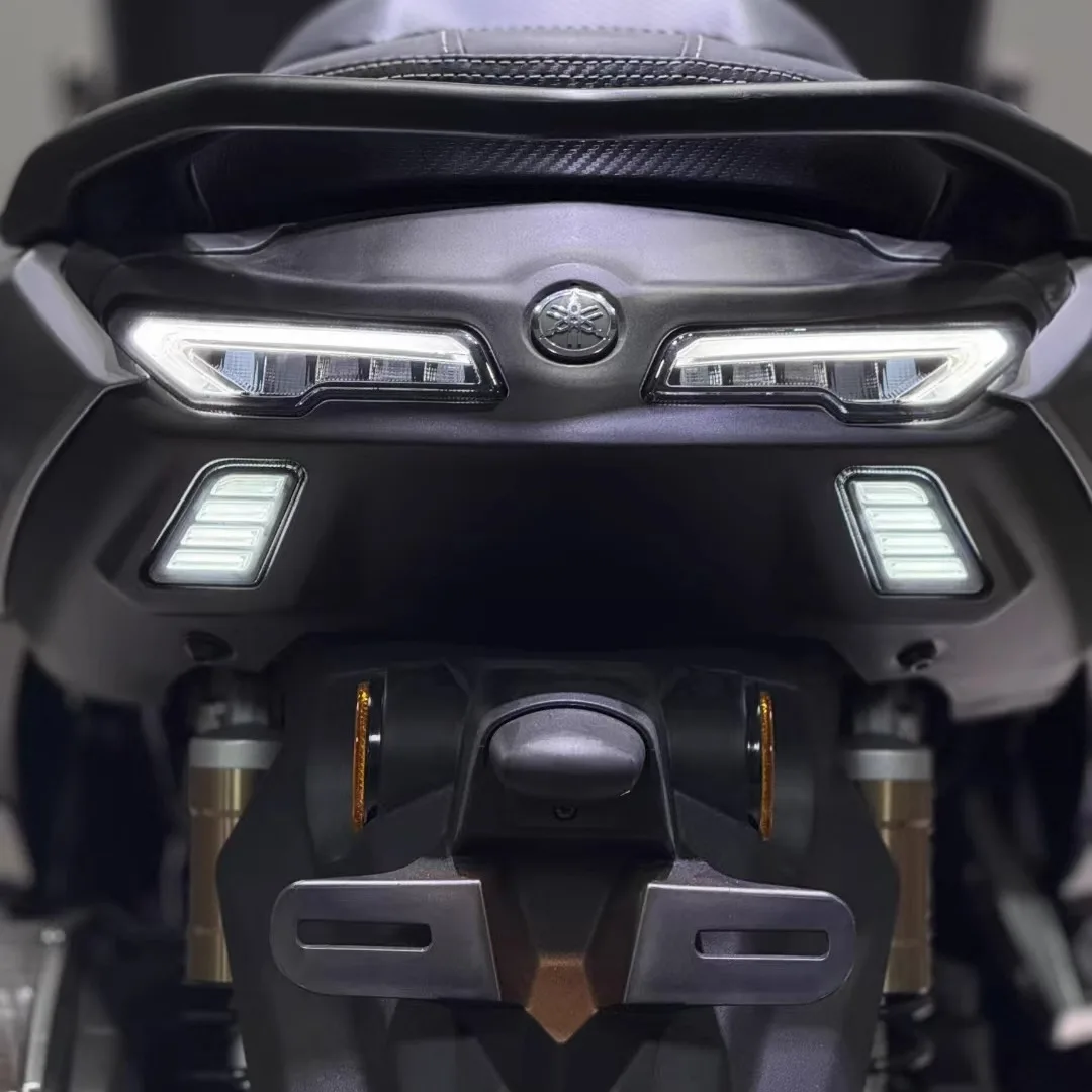 ヤマハ新型 NMAX LEDテールライト 2025 2026 Nmax 155 V3 2025 Integrated Tail Light Rainbow Color LED Plug N