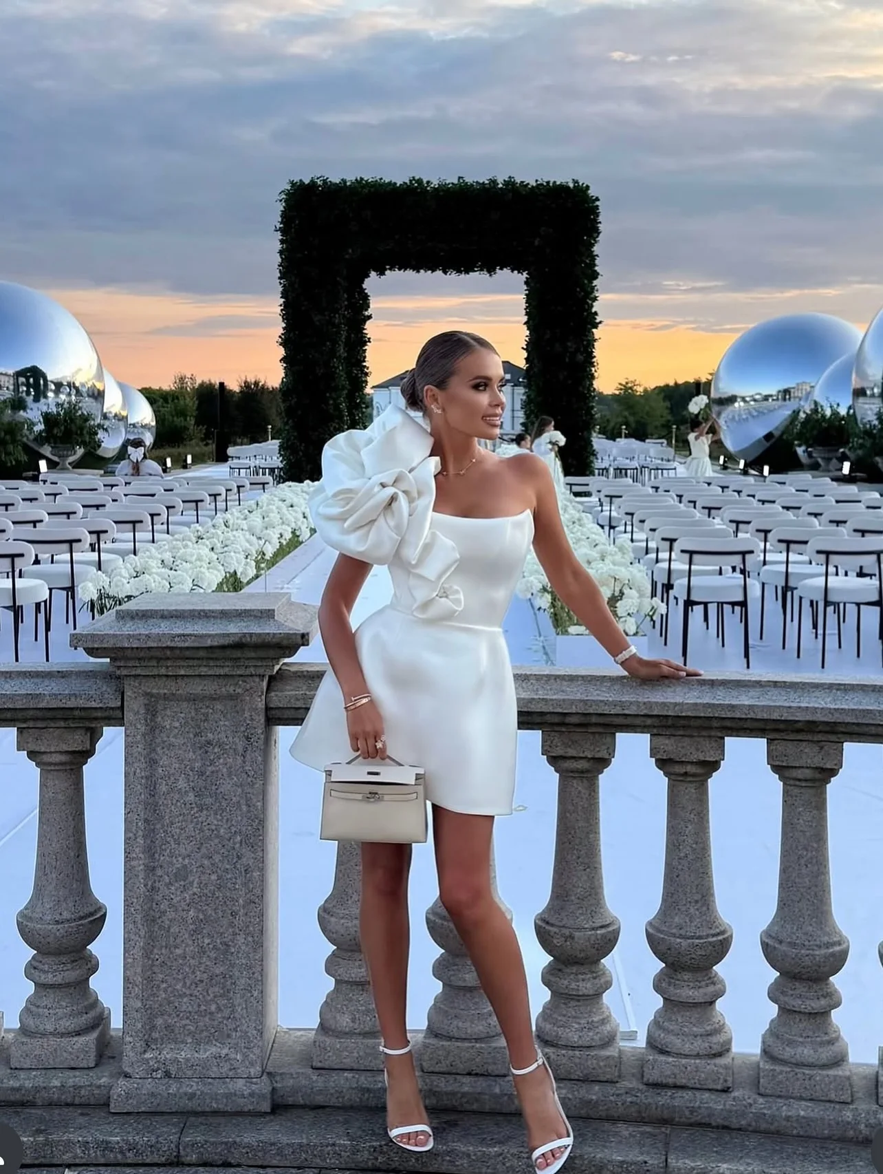 

White Short Women Evening Gowns Sexy One Shoulder Sleeveless Vestidos de Soriee Formal Occasion Ruffled Mini Party Wear