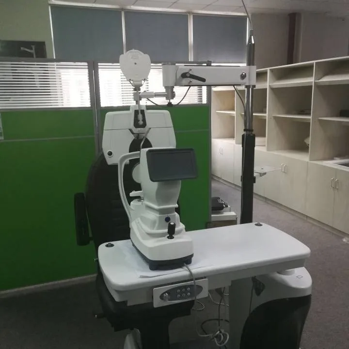 Hubtisch mit Computer-Optometrie-Kombination