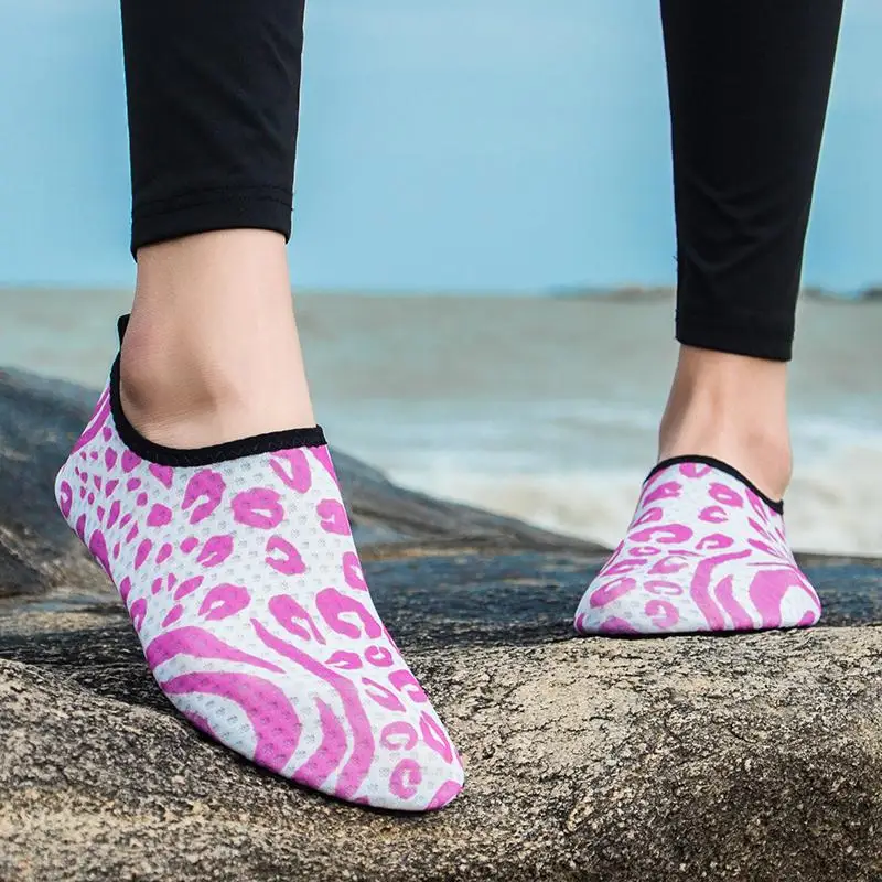 

Модная обувь Aqua для мужчин и женщин. Ботинки для дайвинга.