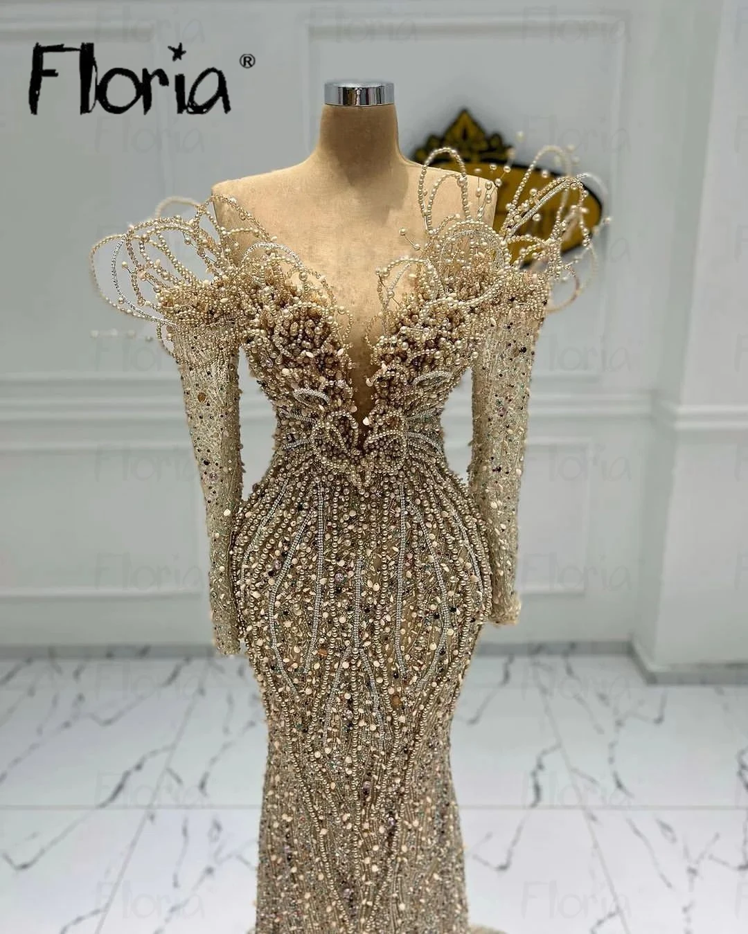 

Dubai Bridal Champagne Wedding Dress Pearls Covered Long Mermaid Evening Dreess Off Shoulder Long Sleeve Prom Gowns Custom Made