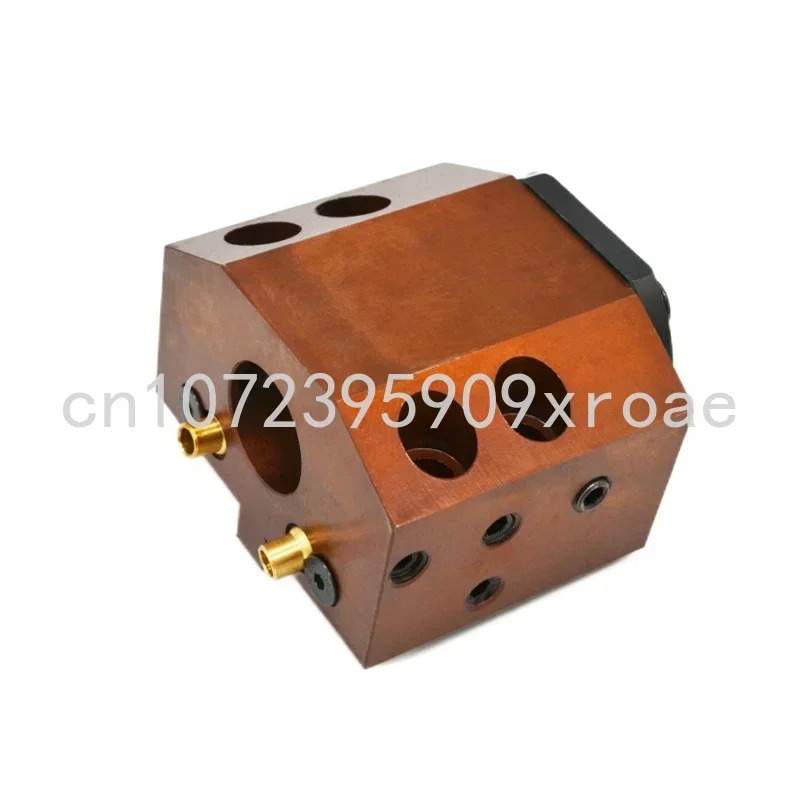 CNC lathe turret tool holder