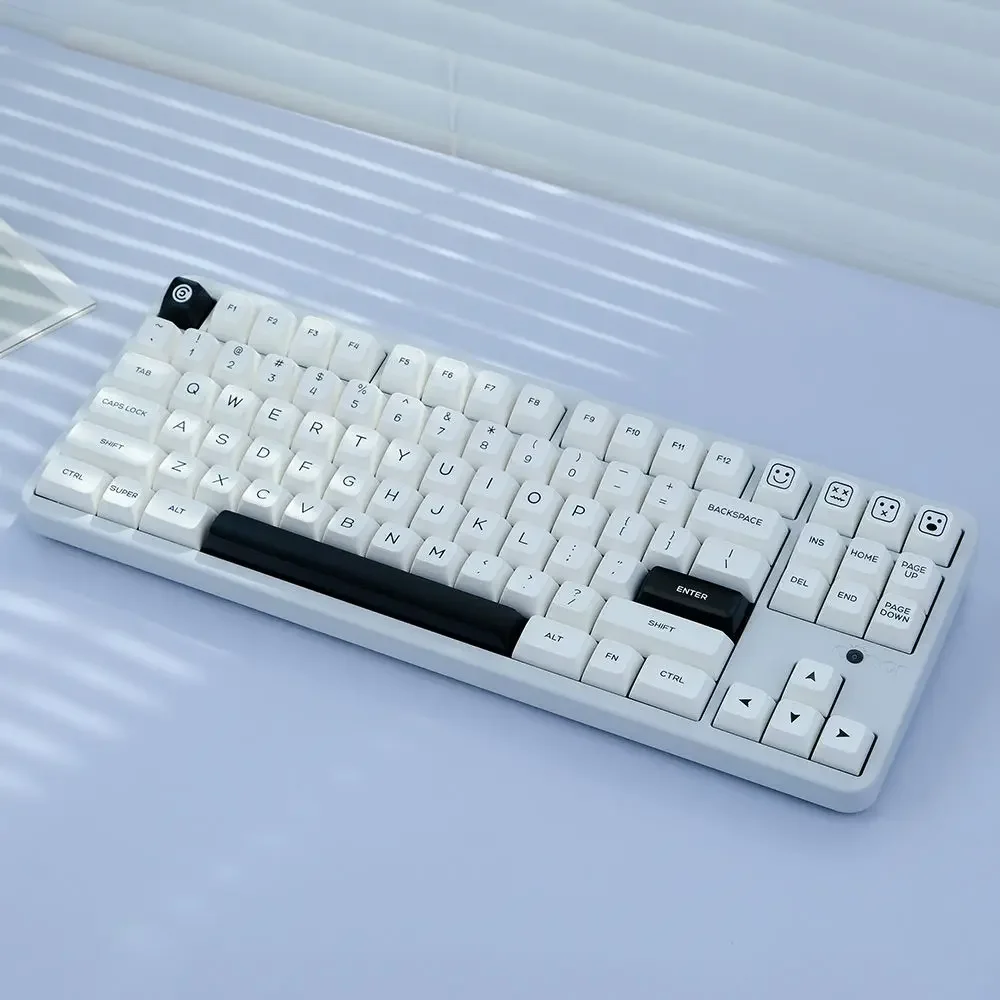 

161 Keys Smiling Monster Minimalist White Black Keycaps Set SA PBT Two-Color Molding Complete For 64/68/75/87/98/104 Keyboard