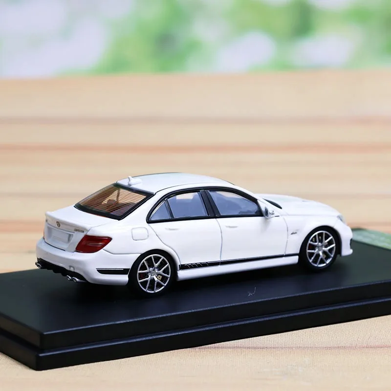 1:64 Scale C63 W204 507 Alloy Car Model Collection Ornaments