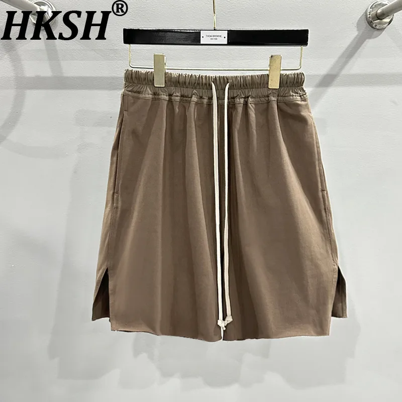 

HKSH Новые мужские трикотажные шорты свободного кроя на весну-лето, однотонные, с боковыми разрезами, на шнурке, с эластичным поясом, капри, стильные, HK21317