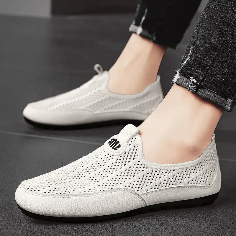 Men Casual Shoes The New Summer Breathable and Thin Mens Trainers Are Loafers Men with Stencilled Mesh and Slip-ons