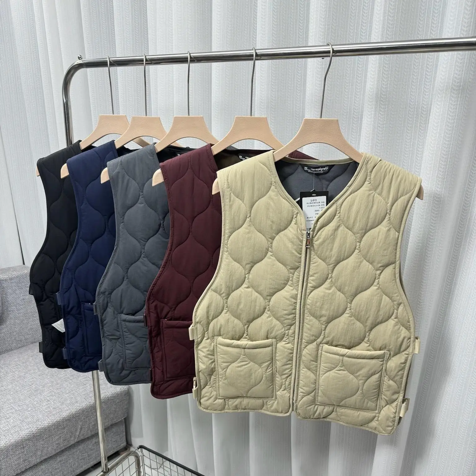 

Retro Japanese Style Unisex Warm Cotton down Vest Simple Grid Pattern Workwear Jacket Couple Matching round Neck Daily Wear