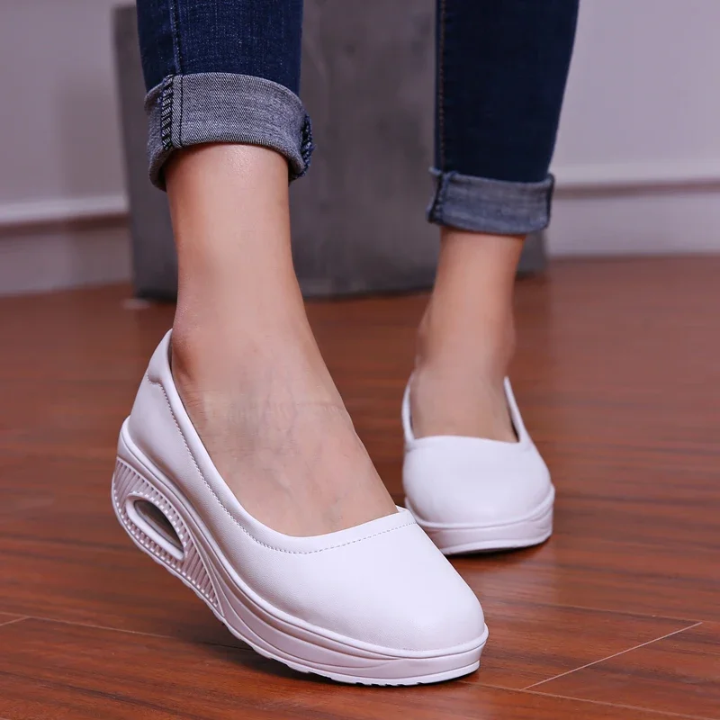 YAERNI Women Nurse Flats Shoes PU Leather Slip On Moccains Ladies Round Toe White Loafers Flat Women Sneakers Autumn Size 35-42