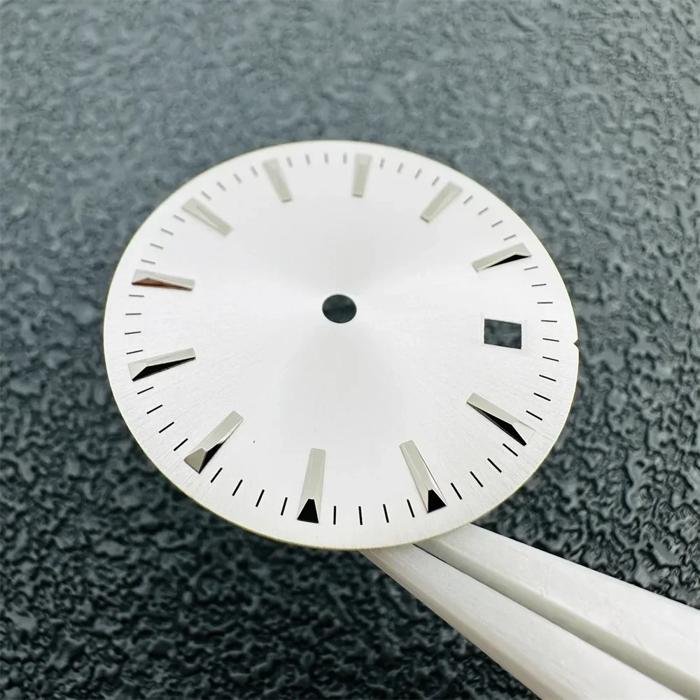 29.5mm DIY Watch Dial Modified Watch Accessories for 8215 8200 821A 2813 Movements Watch Face with Calendar  2824 Dial image 5