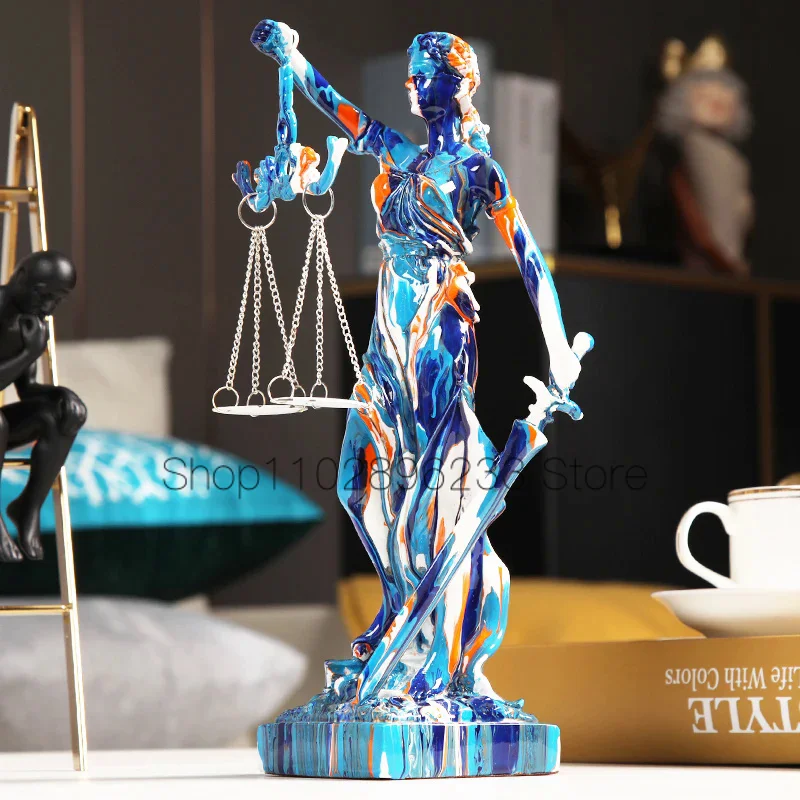 

Justice Goddess Statue Resin Crafts Living Room Desktop Decoration Office Desk Miniature Figurines Modern Nordic Art Home Decor