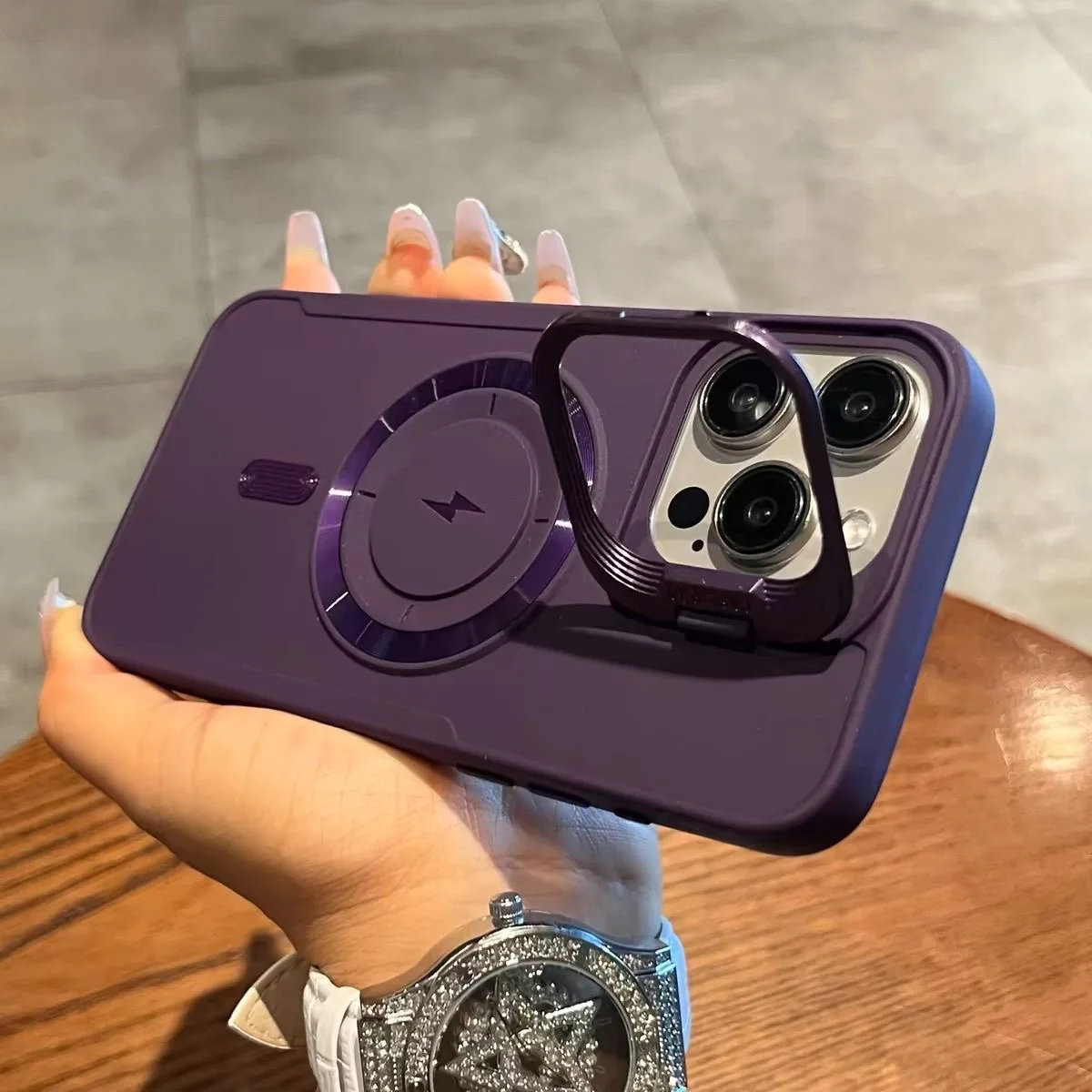 

Camera Lens Protection Flip Bracket Stand For Magsafe Magnetic Case for iPhone 16 Pro 13 11 12 14 15 17 Pro Max Silicone Cover