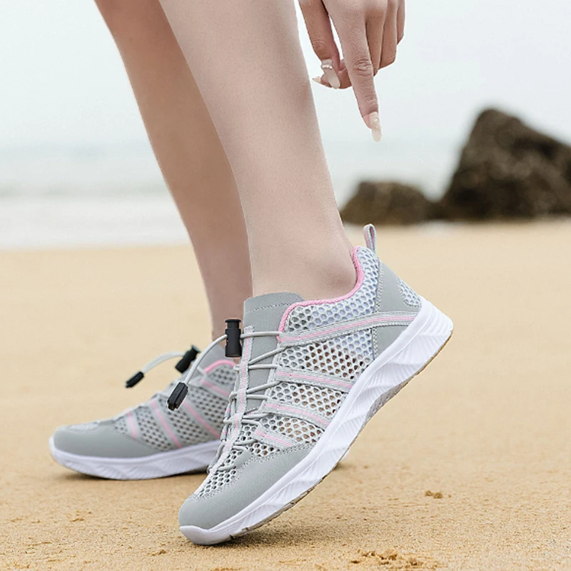 

Water Wading Shoes Summer Mesh Style Outdoor Shoes Hollow Breathable Lightweight Beach Sneakers For Hiking And Water Sports