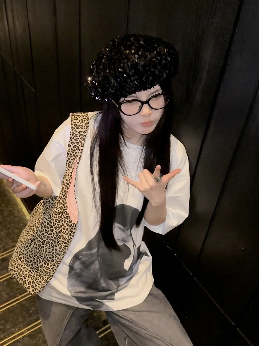 

Женский берет с пайетками Blingling 2024: модный повседневный стиль, без козырька, с круглой тульей, визуально уменьшающий лицо, для шопинга