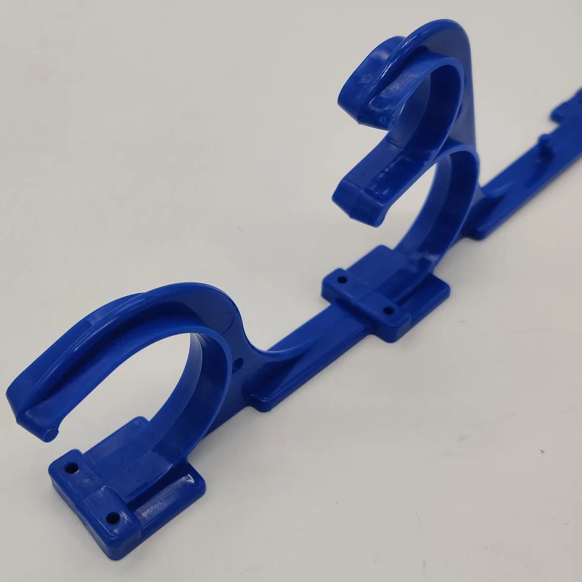 

1Set Pool Tool Hook Plastic Bracket Durable Organizer Hanger for Pool Garden Home Cleaning Tool Storage Rod Plastic Hanger