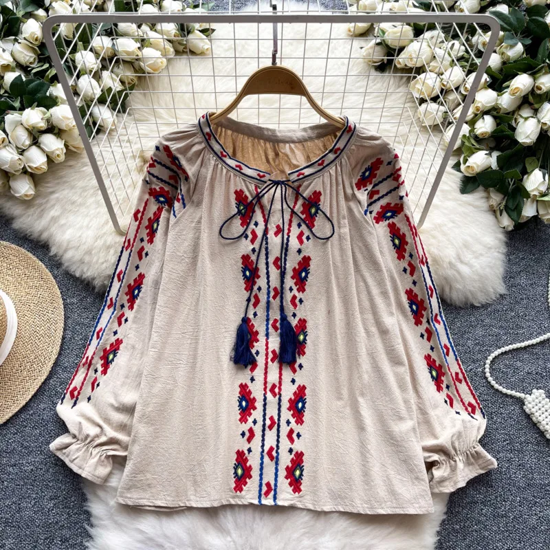 EWQ Fashion Embroidery Flower Lace-up Blouse For Women Round Collar Long Sleeve Casual Gathered Color Clothing 2024 New 27C767