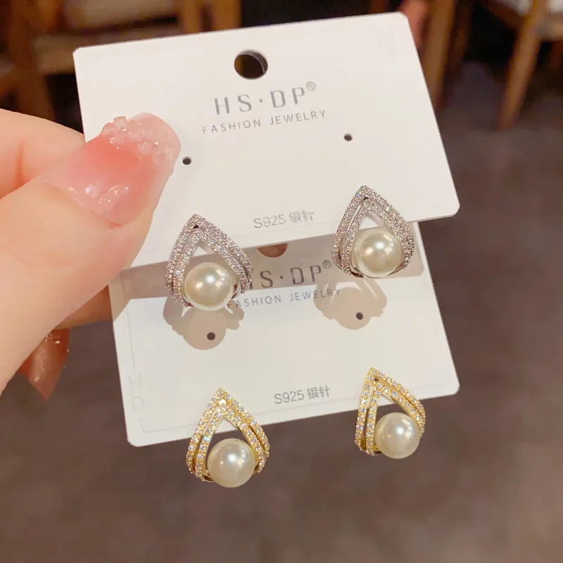 Trend Water Droplet Wine Red White Imitation Pearl Rhinestone Stud Earrings for Women Temperament Wedding Jewelry Girl Gift