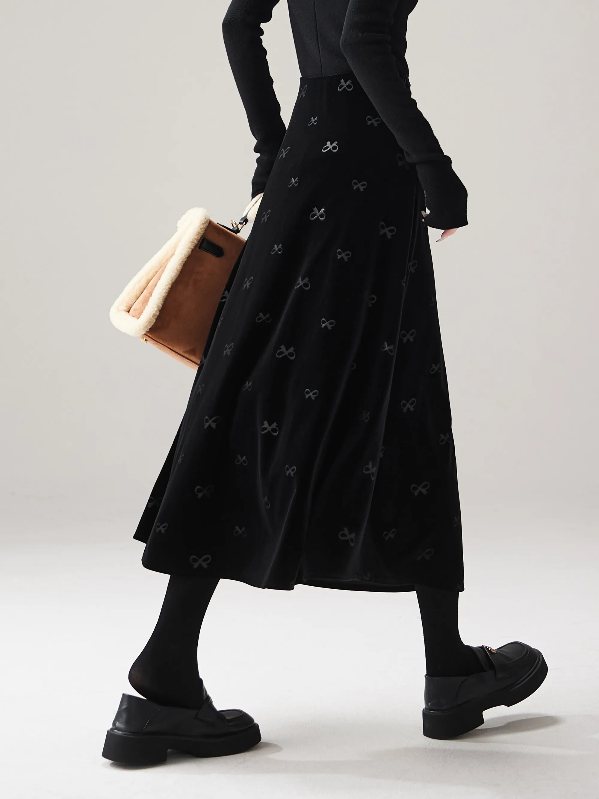 2026 Spring Fall Women High Waisted Butterfly A Line Black Velvet Skirt , Autumn Midddle Length Velour Skirts for Woman