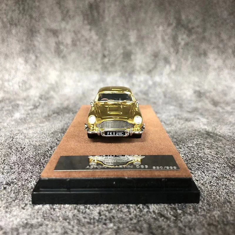 Xiaoguang 1:64 modelo de carro de brinquedo um veículo fundido em liga Martin DB5 - versão dourada LTD 999