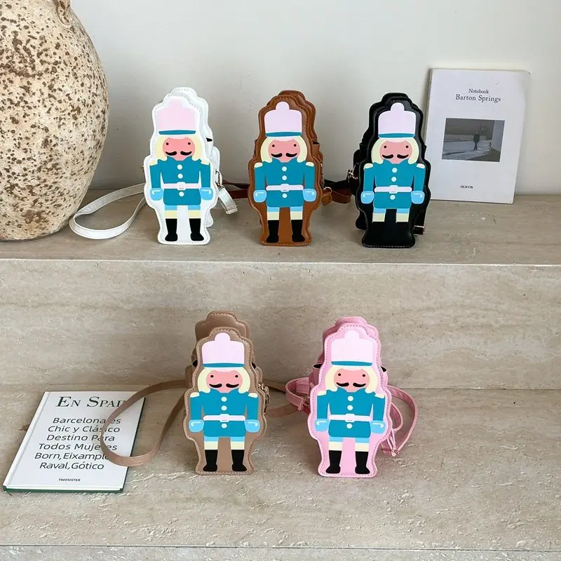 2026 Cross-border Christmas Tree Decorations: Cute Christmas-themed shoulder bag, crossbody bag, and stylish cartoon bag