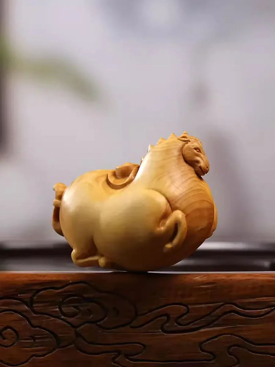 Tang Dynasty Horse Small Figurine, Boxwood Carved Handicrafts, Chinese Style Wood Carving Crafts, Mini Ornaments Statue Sculptur