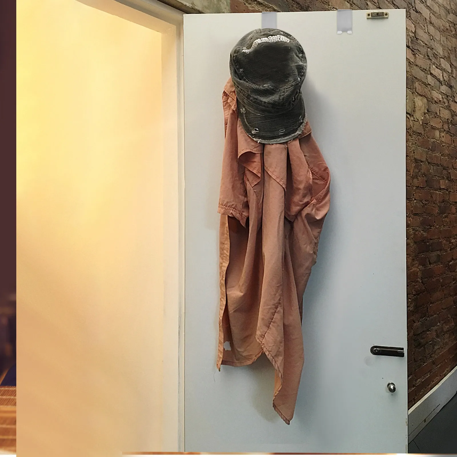 

Крючок для полотенец из нержавеющей стали на стеклянную дверь, без сверления, для ванной комнаты, подвесной держатель на дверь