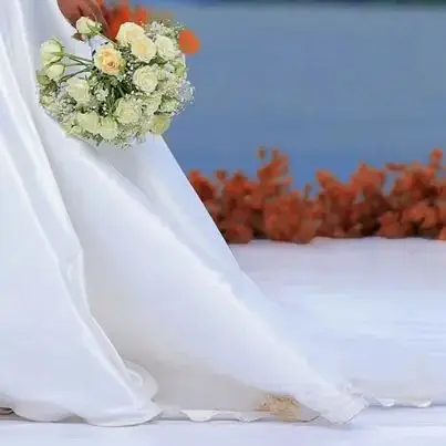 

Beaded Mermaid Wedding Dresses With Detachable Train Bridal Gown Plus Size Illusion Trumpet Robe de mariage