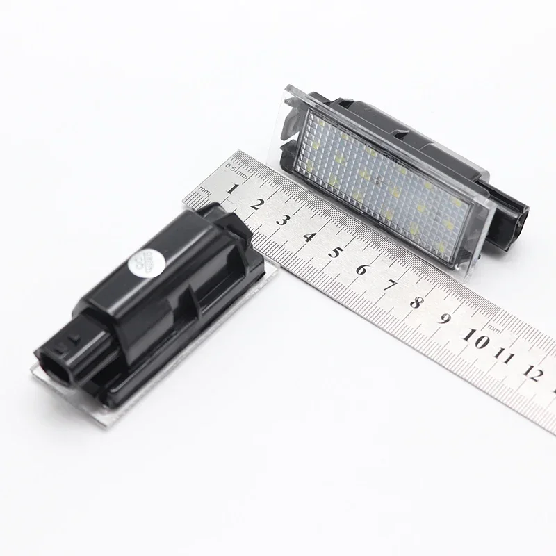 

For Renault Megane 3 Clio Laguna 2 Megane 3 Twingo Master Vel Satis Canbus Car LED Number License Plate Light No error