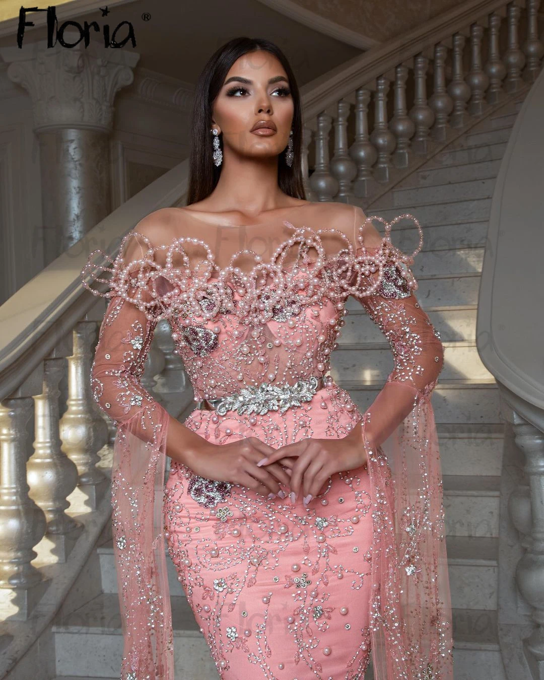 Vestido de noite rosa com capa, Pérolas cheias, pêssego, Vestidos longos elegantes das celebridades, Vestido Pegant personalizado