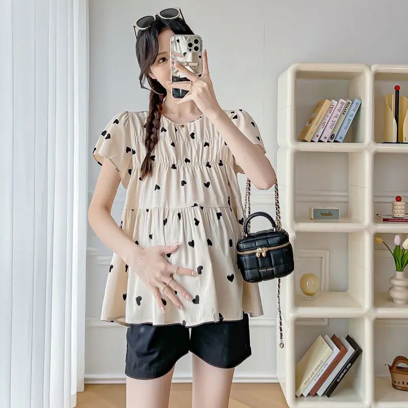 

2025 Summer New Short sleeved Pregnant Printed Shirt Top Maternity Trendy Loose Folded Shirt Top Maternity Brrathable Top LH805