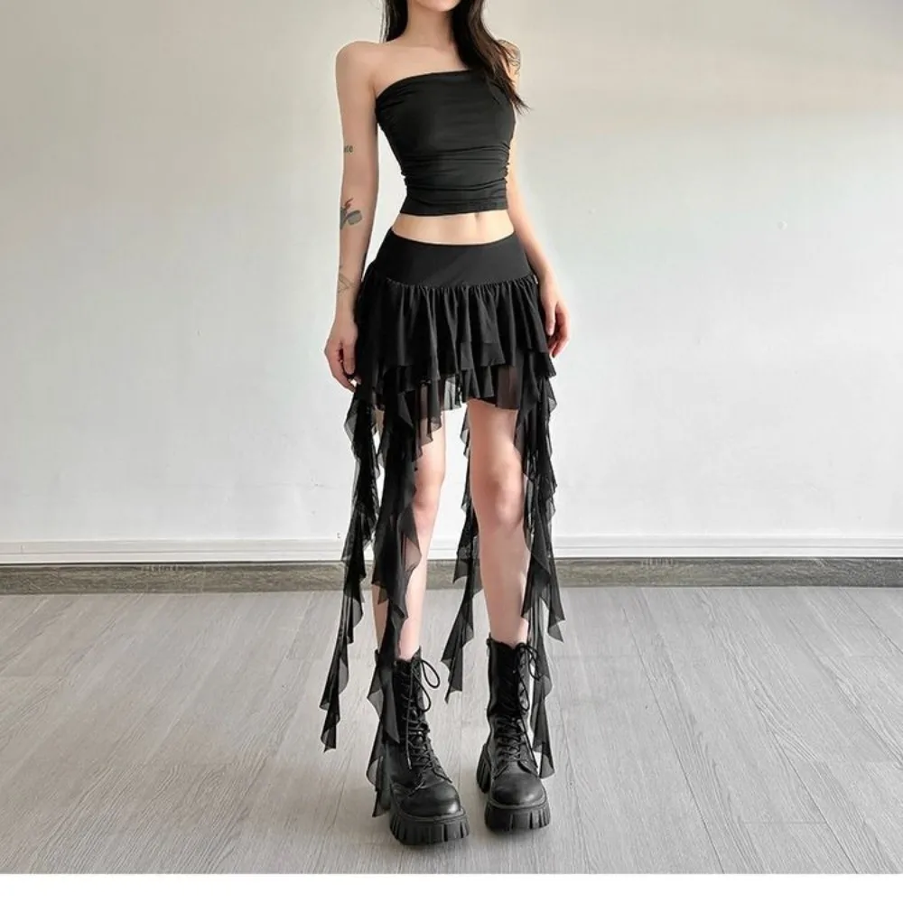 

Casual High Waist Women's Tiered Skorts Layered Asymmetrical Hem Mini Skirt Flowy Ruffled Goth Skirt Summer Wear
