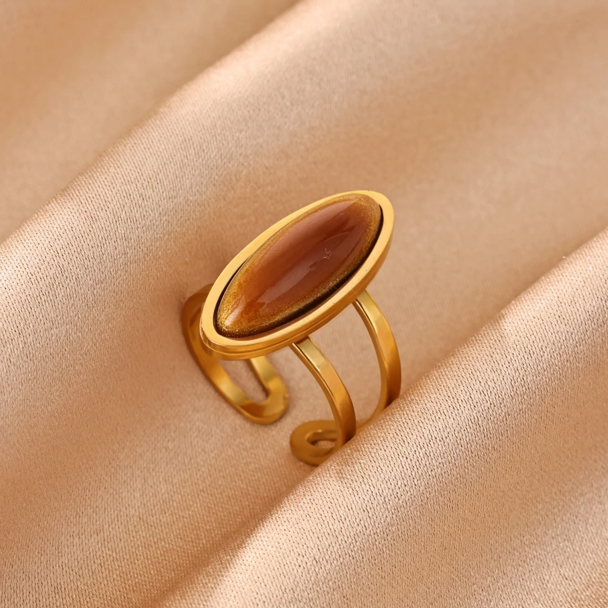 Women's Vintage Oval Resin Adjustable Ring
