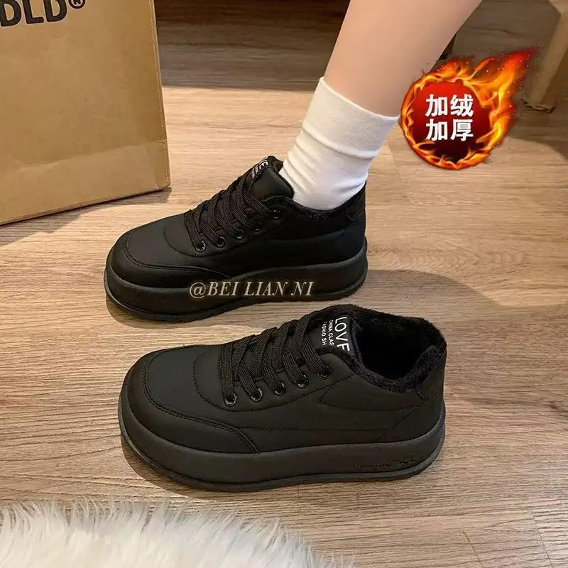 Board shoes women's thick soled bread shoes 2025 winter new cotton shoes warm shoes women's cotton shoes