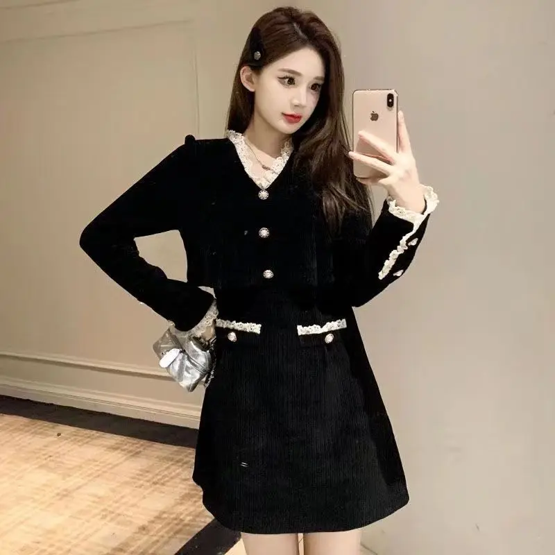 Women's Black Splicing Lace Edge V-neck Corduroy Dress Spring Autumn New French Style Short Vestidos Long Sleeve Button Dresses