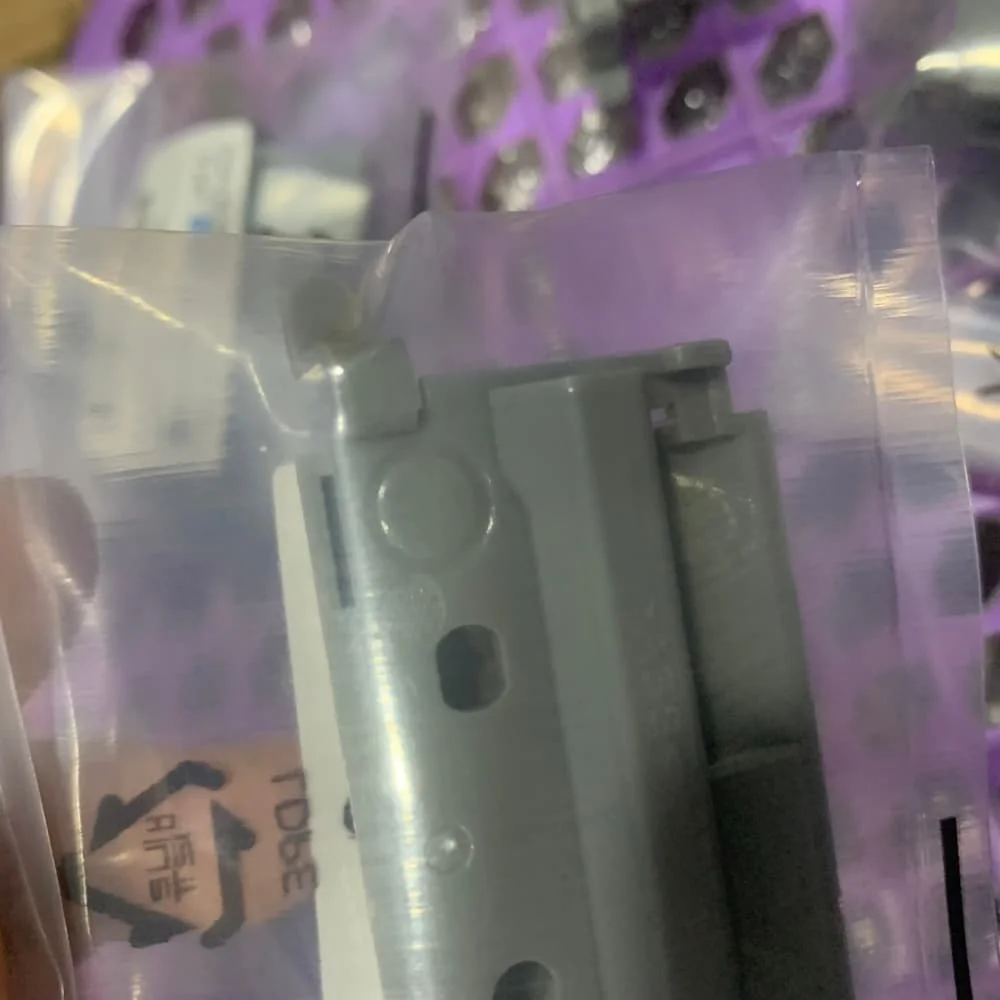 

5pcs 302S094050 ADF Separation Pad for KYOCERA M2040 M2135 M2540 M2635 P2040 P2235 P2335