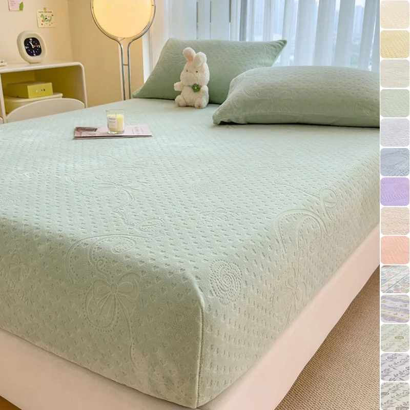 

1 шт. Эластичная простыня на резинке из молочного флиса, утолщенная, теплая, жаккардовая, с тиснением, чехол для матраса, различные размеры, машинная стирка, для зимы