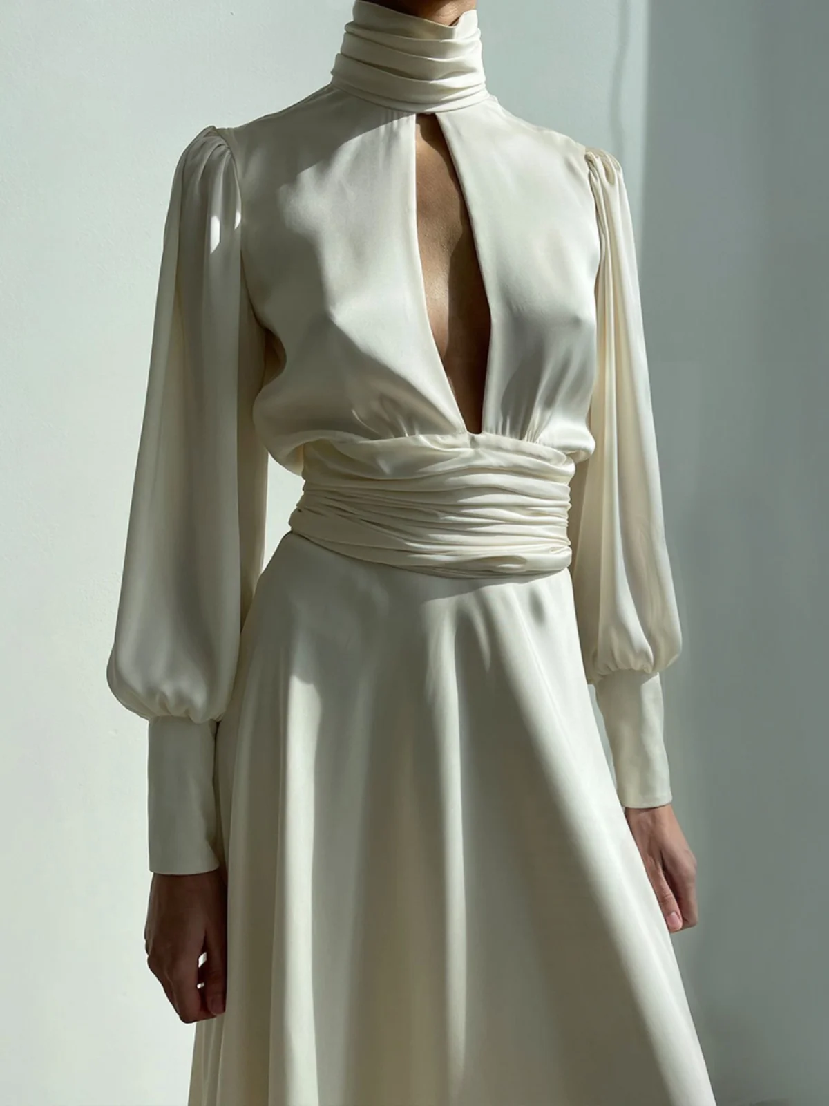 

Sexy Evening Dr Deep V Bal Long Skirt Bubble Sve High Collar French Sle A-Line Gown for Women Spring Autumn Winter