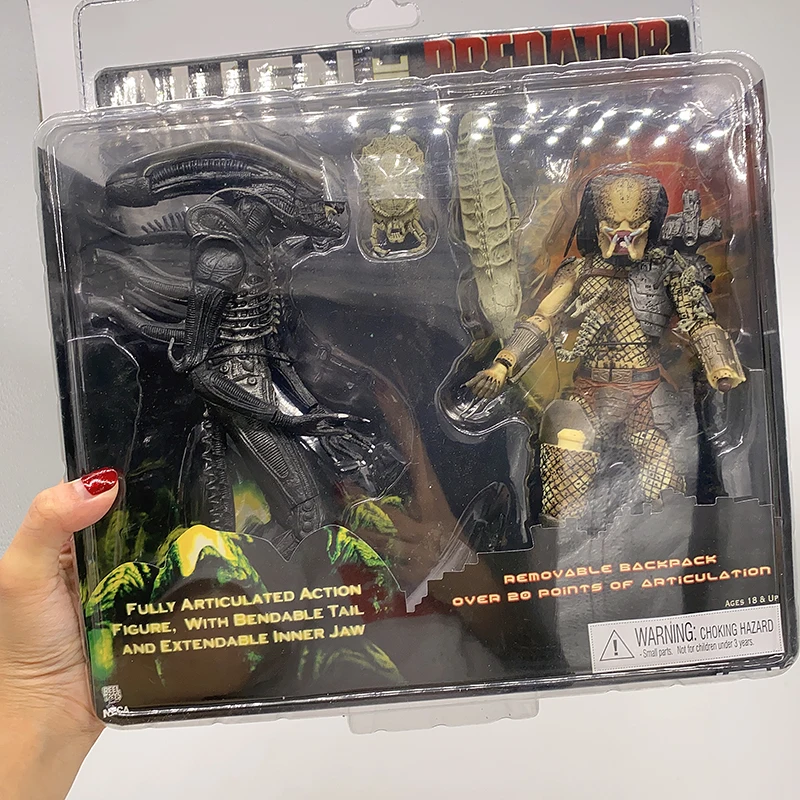 NECA Alien VS Predator Action Figure Exclusive PVC 2-Pack 20CM