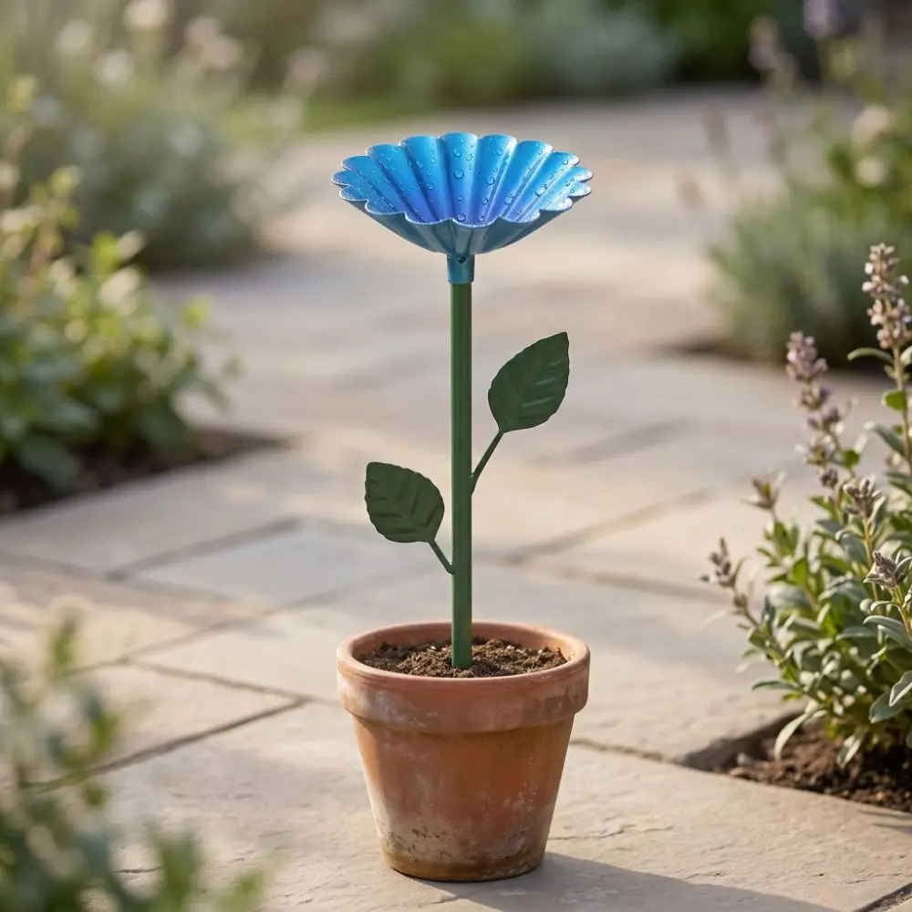 Creative Outdoor Bee Water Feeder Flower Design Iron Insect Drinking Cup Garden Stake Garden Decoration Balcony